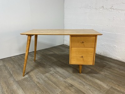 Winchendon Furniture Paul McCobb Planner Group Maple Desk