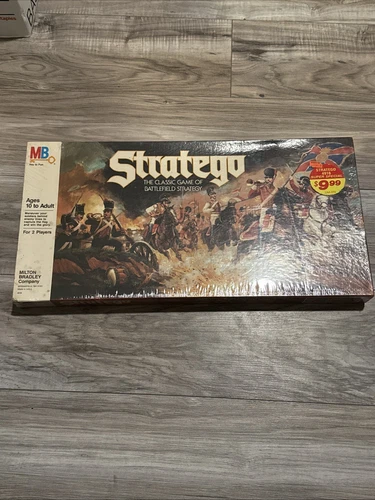 Milton Bradley Stratego 1986 Board Game