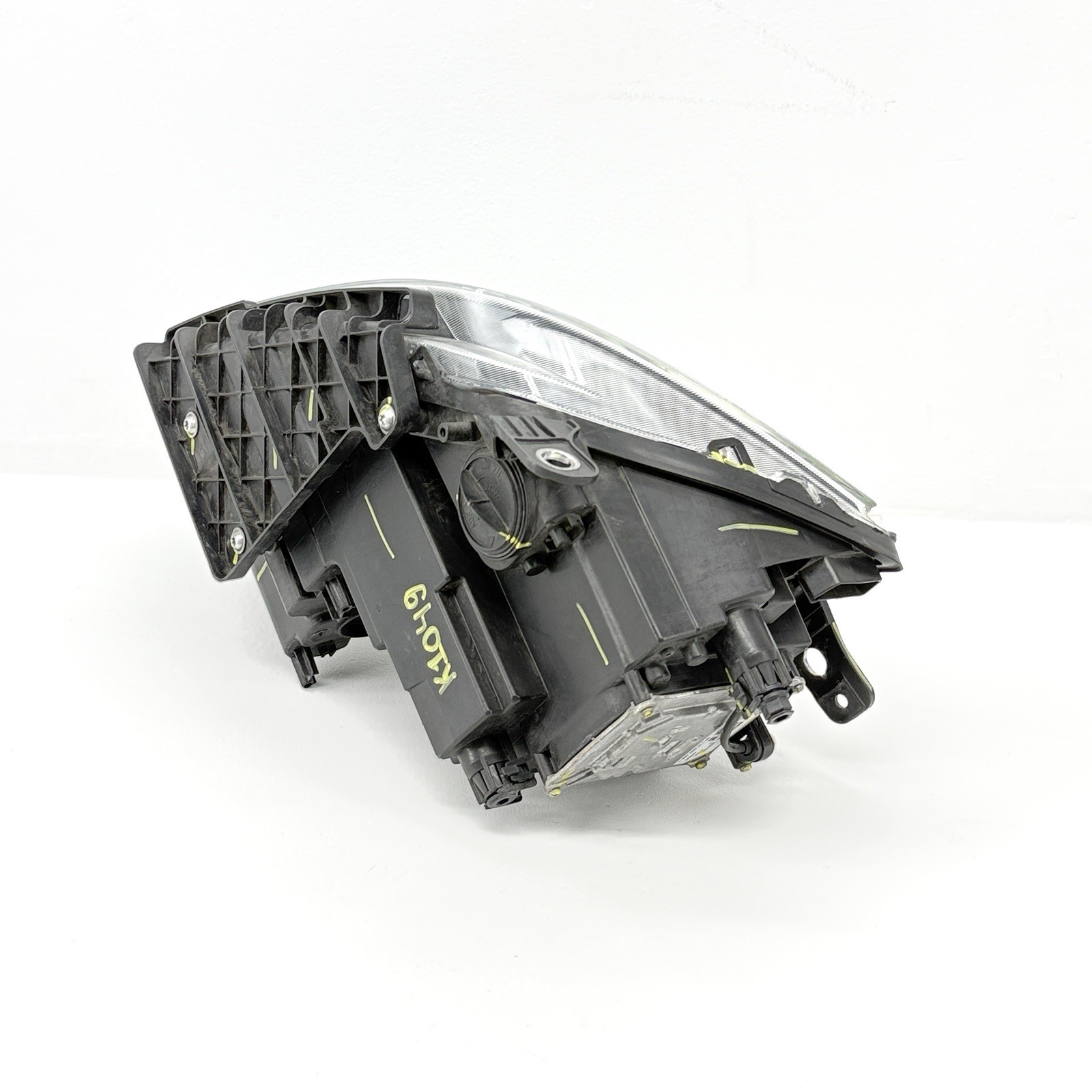 Maserati Ghibli 2014-2020 Front Left Outer Headlight