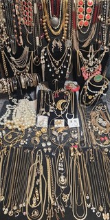 Huge Estate Jewelry Lot Gold tone Craft/Wear All Costume 9 lbs Signed