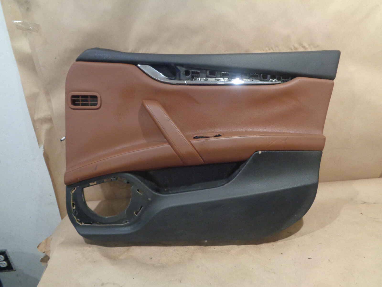 Maserati Quattroporte M156 2015 RH Front Interior Door Panel