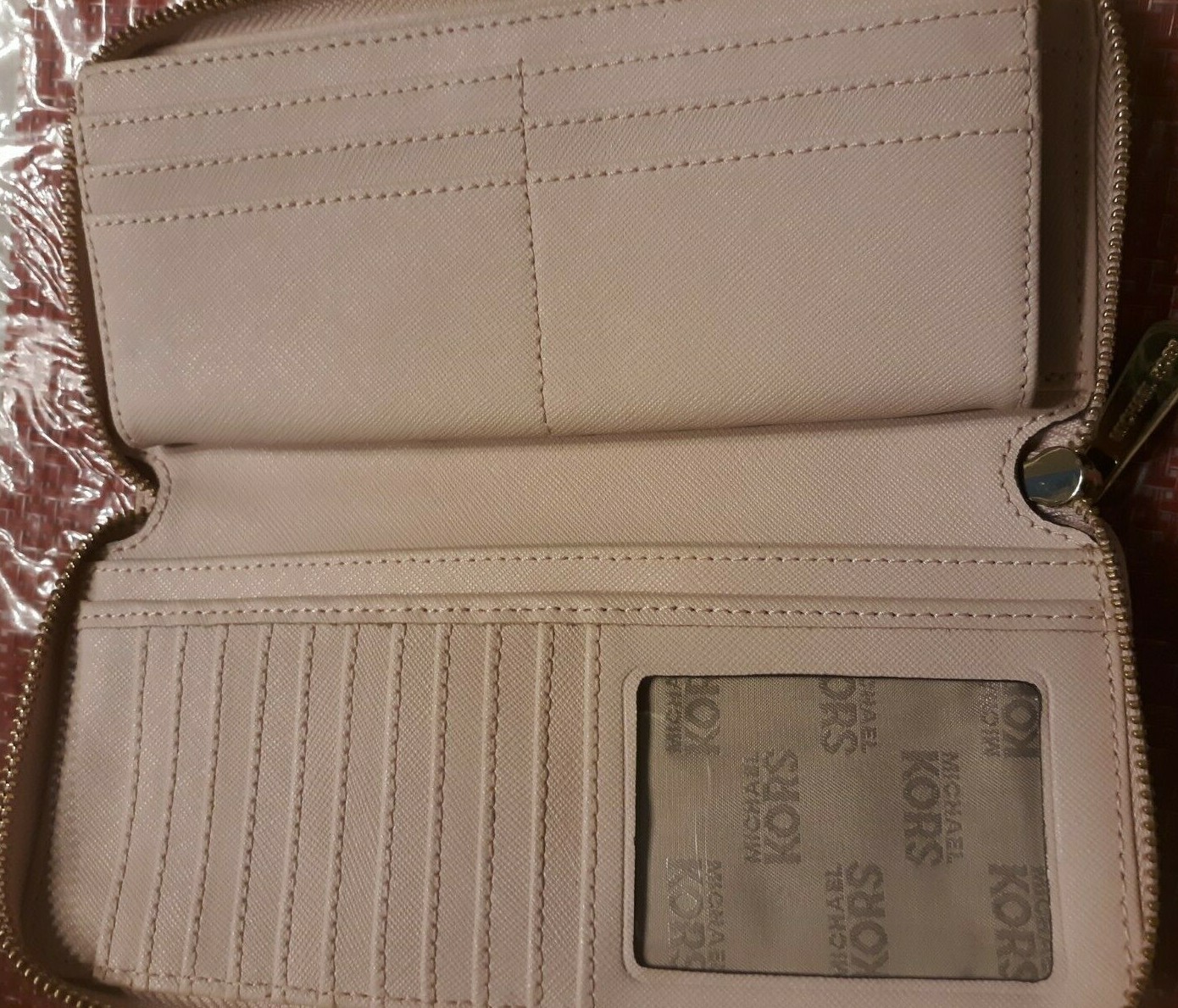 Michael Kors Beige Pebble Grain Leather Organizer Zip… Gem