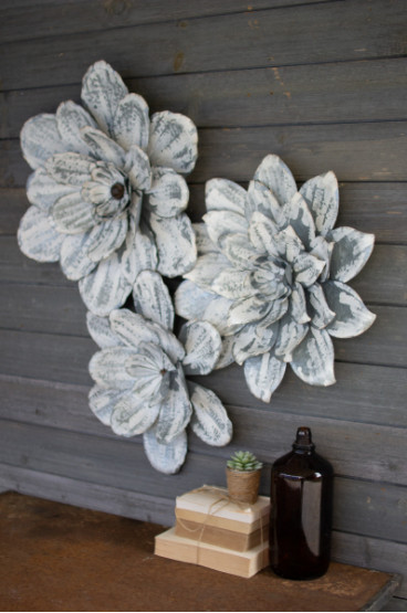 Набор из Трех побеленных Настенных Цветов Белого цвета 42390₽