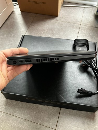 Dell Latitude 5400 i5, 8GB RAM 256GB SSD, Win11 & Office Spanish Hello Windows - Picture 12 of 13
