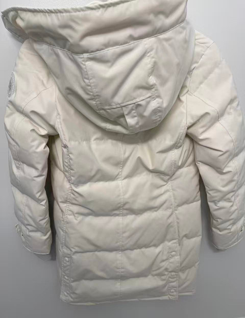 Beautiful Authentic Brand New with Tag Canada Goose Shelburne Parka - XS/White thumbnail 3