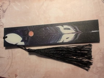 Cat Lover Feather Resin Bookmark Black White Bibliophile NEW