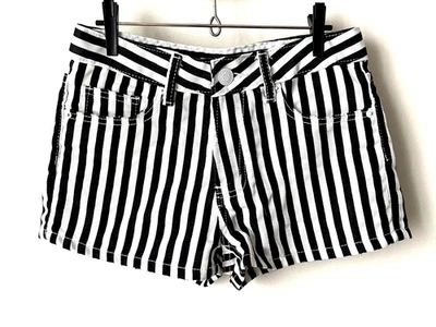 Superbe Short rayure Noir & Blanc Ingni Japon Taille M 34 36 état Neuf ! - Photo 1/4