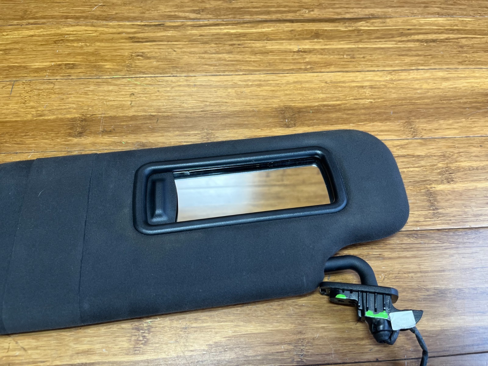 Maserati Levante 2017-2020 FRONT+RIGHT Sun visor