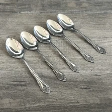 Vintage Rogers Dream Rose Rose Bud Teaspoons Set Of 5 Stainless Flatware Korea