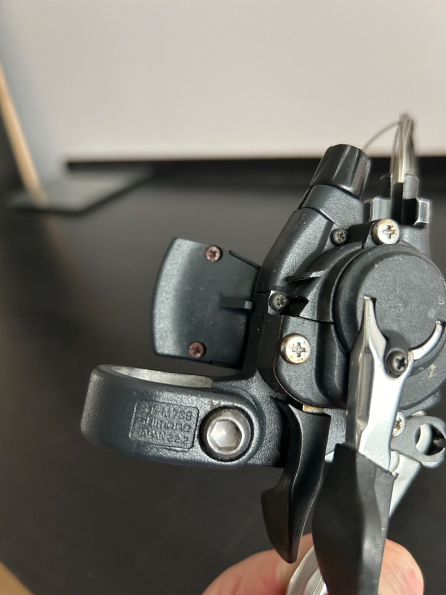 Shimano Deore XT ST-M739 Right & Left Shifters Brake Levers Combo