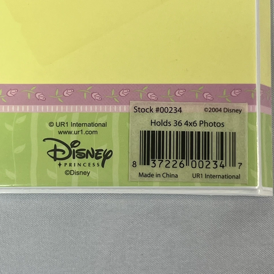 Disney Princess Photo Album Holds 36, 4 x 6 Photos. - Image 4 of 4