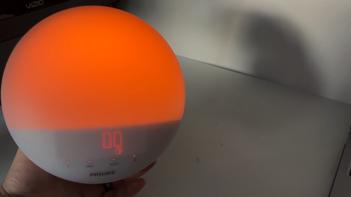 Philips SmartSleep Luz de Despertador HF3520 - 5 Sonidos Naturales Tap Snooze Radio FM - Vídeo 1 de 1