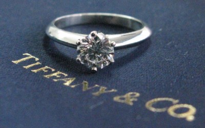 Tiffany & Co Platin runder Diamant Solitär Verlobungsring D-VS1 0,78CT