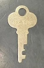 Original AMCO Advance Machine Company D-12 Gumball or Peanut Machine Padlock Key