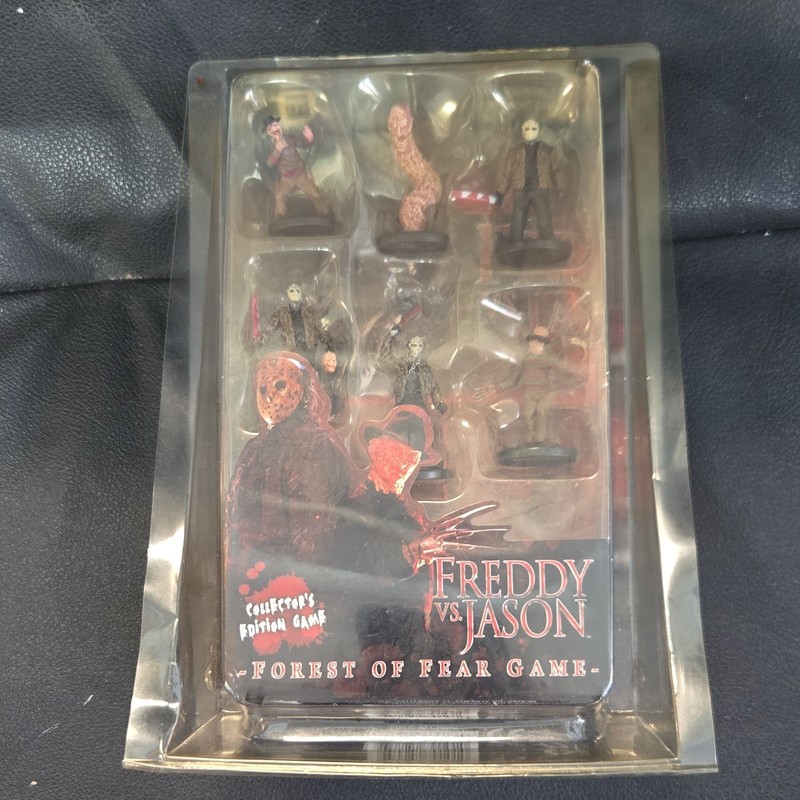 WizKids Freddy vs. Jason Forest of Fear Collector's Edition Miniatures Set 2007