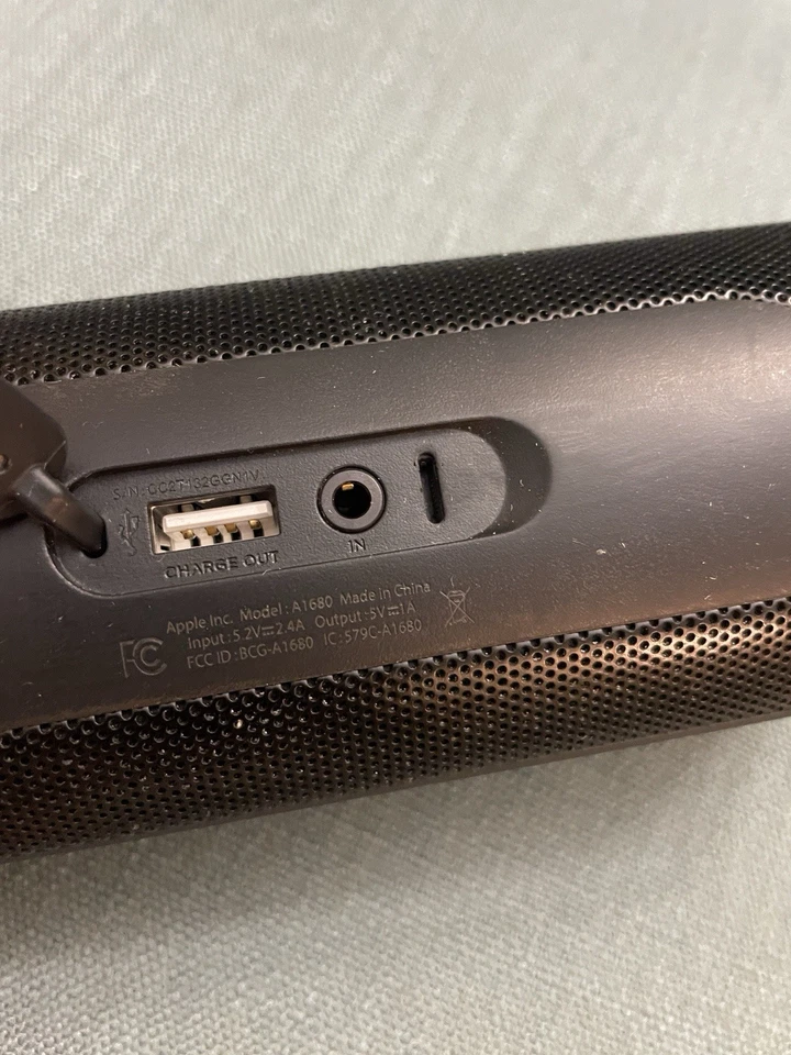 Alto-falante portátil Beats Pill+ sem fio preto Bluetooth modelo A1680 - VÍDEO TESTADO - Imagem 4 de 4