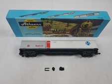 Ho Scale Athearn 2001 Trailer Train 86' Flat Car With 2 Boxes Blue Box