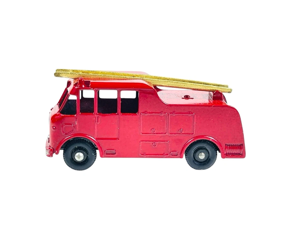 Matchbox Lesney No. 9 BPW Merryweather Fire Truck w/D Box - Image 2 of 4