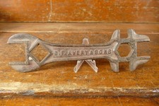 Antique B.F. AVERY & SONS Farm Implement Wrench J 97 Louisville KY