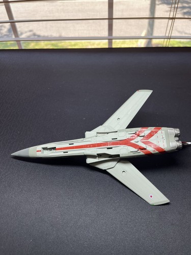 AV72 Panavia Tornado F3 ZE907 65 Sqn 1/72 diecast Plane Model Aircraft (used) - Picture 7 of 7