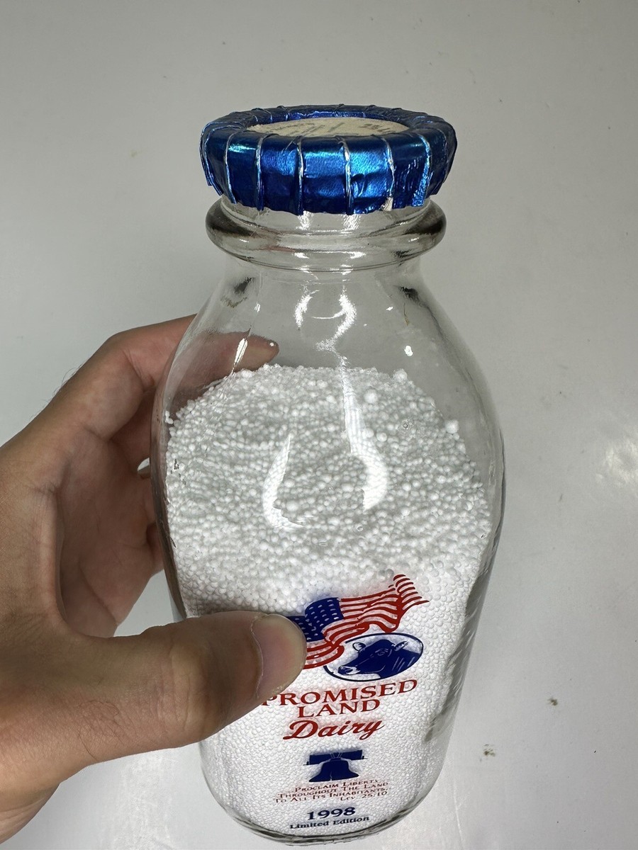 ⚫︎ milk❤︎⚫︎ Vintage Promised Land Dairy Milk Bottle Limited Edition 1998