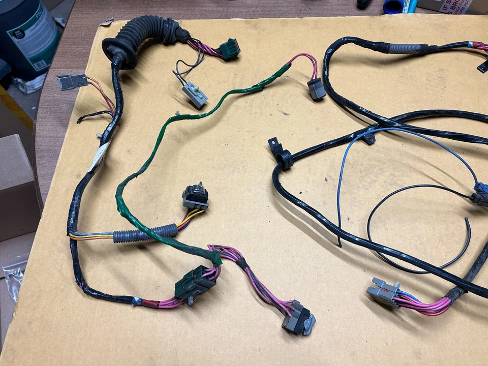 80-86 Ford F-150 - XLT Interruptor de cerradura y ventana de puerta eléctrica Arnés de cableado todo Foto 3 de 4