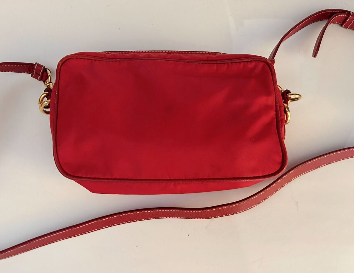Auth PRADA Logo Crossbody Shoulder Bag Rosso Red Nylon Auth PRADA Logo Crossbody Shoulder Bag Rosso Red Nylon