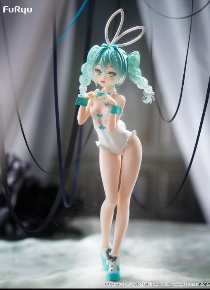 Miku Hatsune BiCute Bunnies Figure, Rurudo Ver & Rurudo WHITE