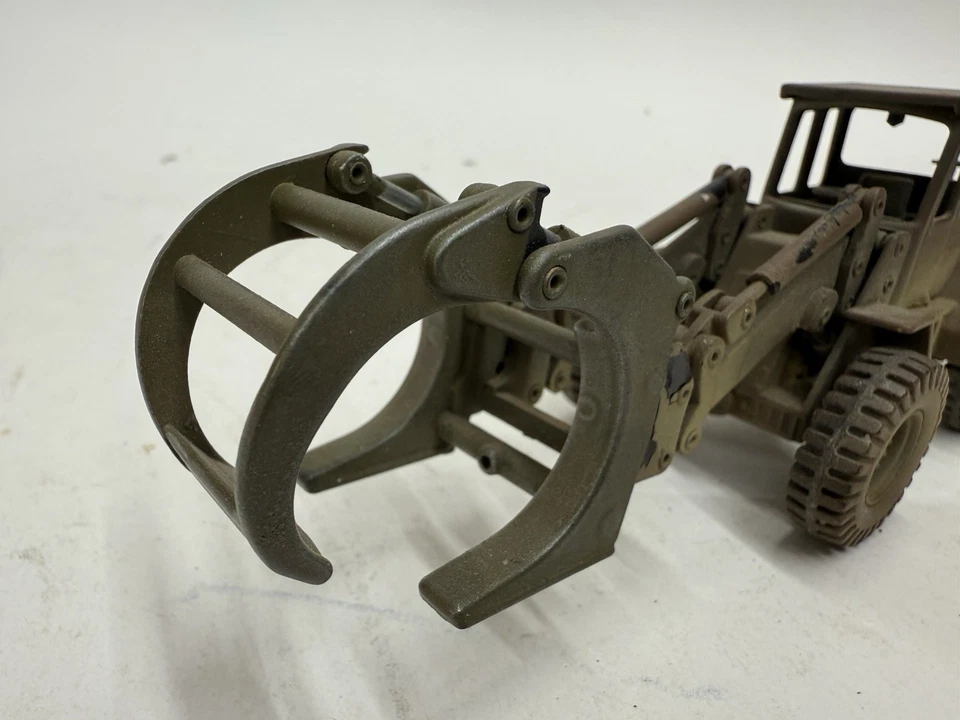 Vintage Custom US Army Joal Volvo Grapple Skid Loader 1:50 Scale - Image 2 of 4