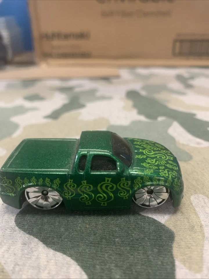 2004 Hot Wheels #89 First Editions 89/100 'TOONED CHEVY S-10 Green w/Bling Spoke - Image 4 of 4