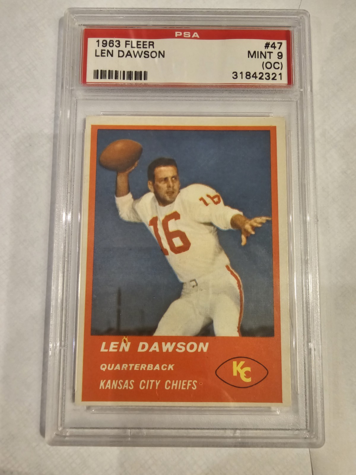 1963 Fleer Len Dawson #47 Kansas City Chiefs Rookie PSA 9 Mint Football Card