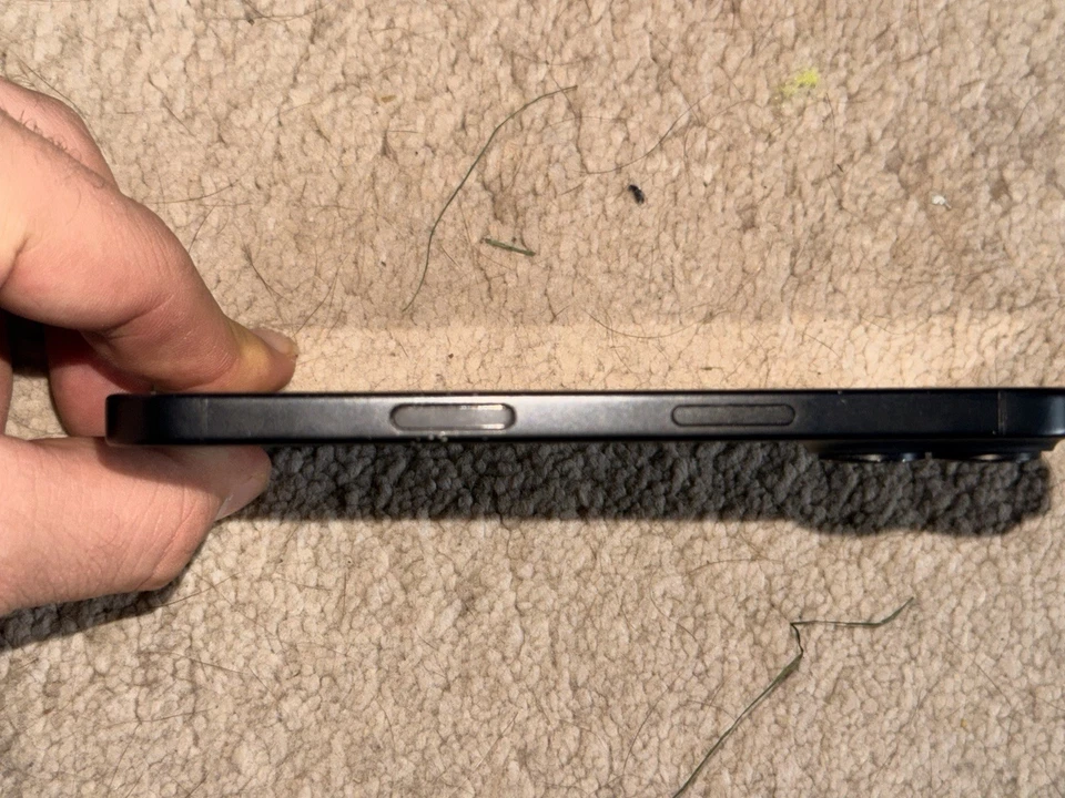 Apple iPhone 16 · 128GB, photo 4 of 5