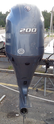 USED 2018 YAMAHA 200 HP 20'' 4 FOUR STROKE OUTBOARD BOAT MOTOR F200 200hp ENGINE