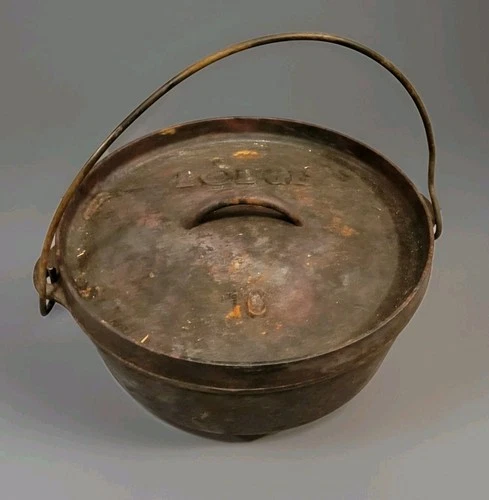Vintage Lodge Camping Dutch Oven Cast Iron 3 Footed 10" 4 Qt. With Lid USA