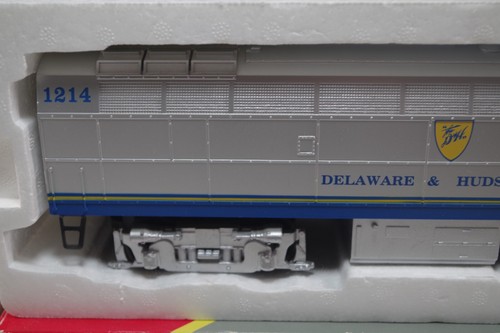 WILLIAMS DELAWARE & HUDSON SHARKNOSE DUMMY B SN2022 O GAUGE - Picture 2 of 10