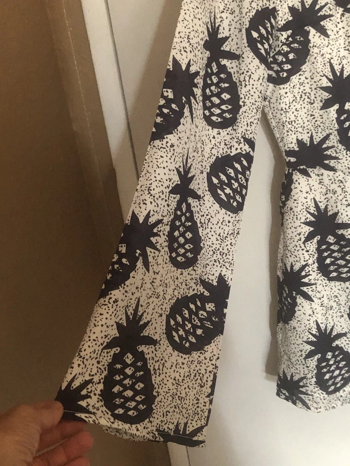 NWT Lucca Couture Pants & Jumpsuit Pineapple Romper Blue/White Size M - Image 3 of 4