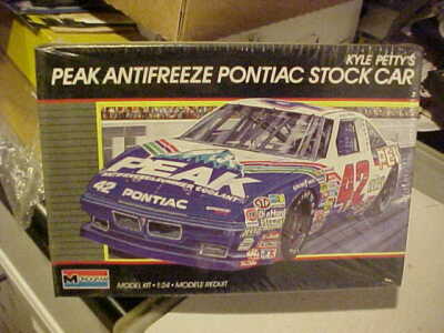 MONOGRAM-----KYLE PETTY'S,,,PEAK ANTIFREEZE PONTIAC