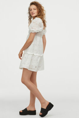 short broderie anglaise dress Short poplin and broderie anglaise dress Woman, Light blue