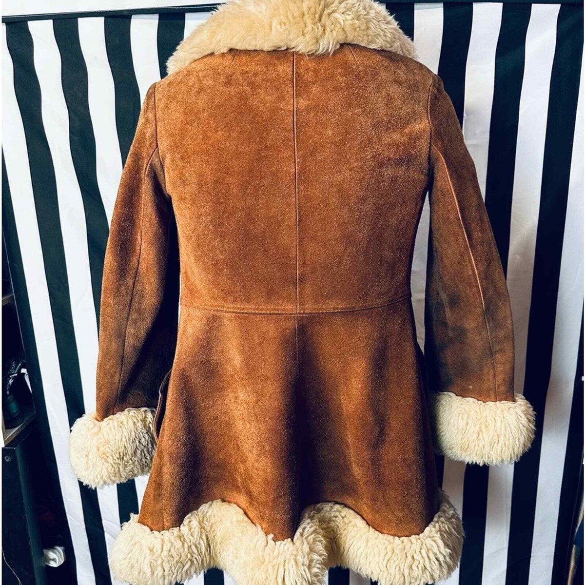 【70s】Euro Vintage Ethnic Suede Coat s-l1200.jpg