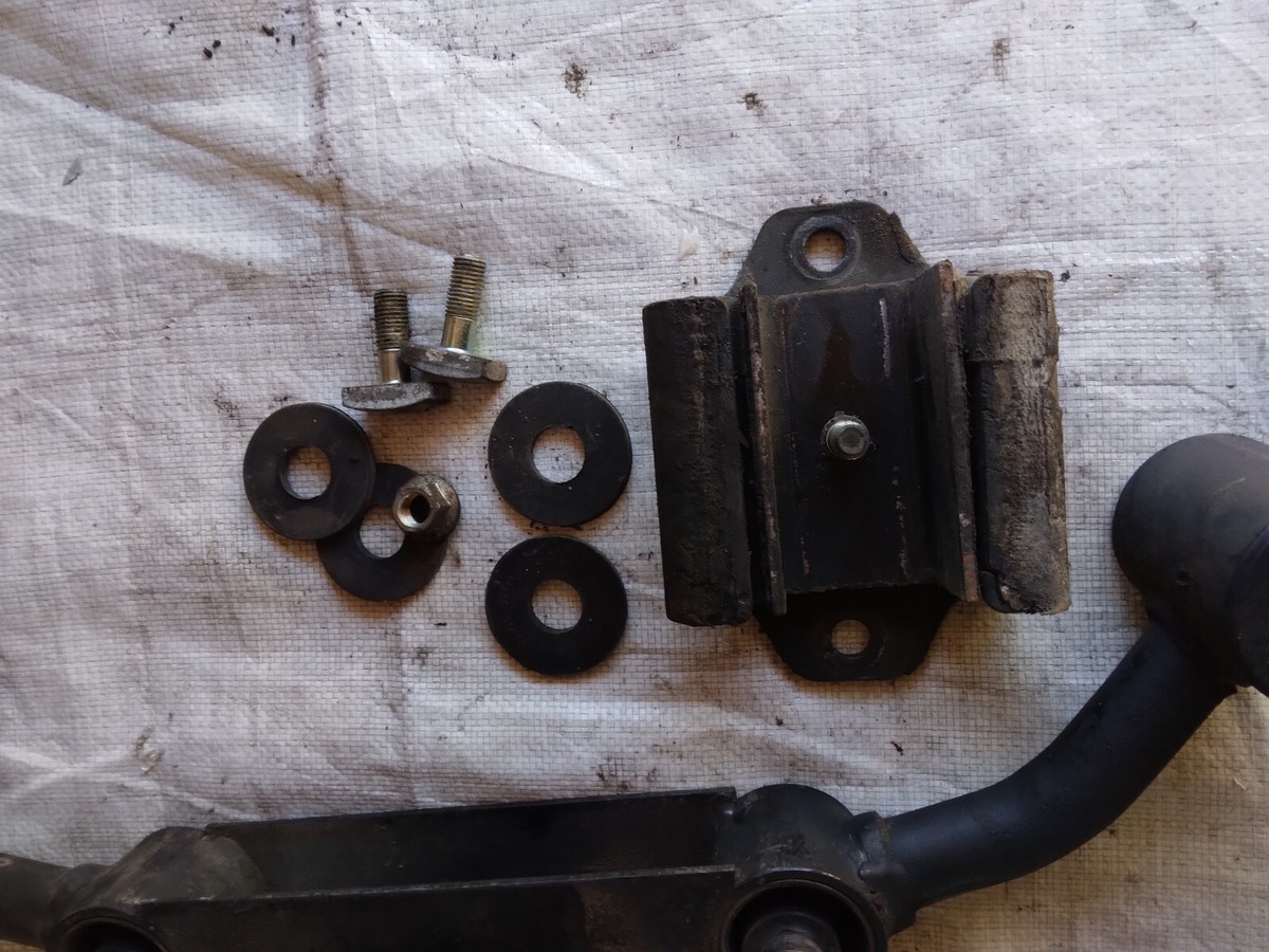 たひと Nissan 300zx Manual Transmission Mount Z31 Crossmember | eBay