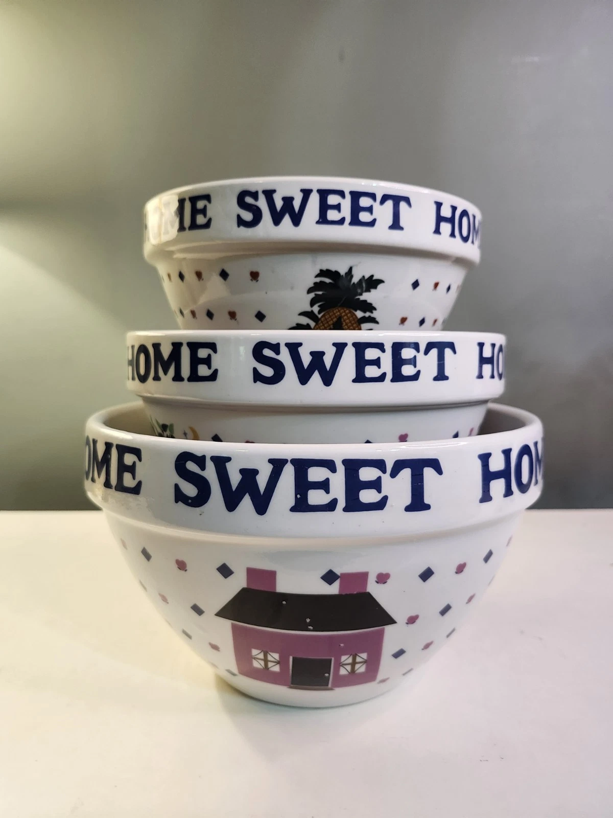 Vintage Sweet Home Nesting Mixing Bowls Set Country Cottage Cat House Pineapple
Opens in a new windo