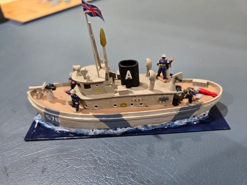 15mm WWII British Royal Navy wooden hull minesweeper; professionally painted.