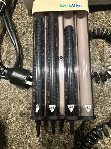 Welch Allyn 767 Serie Otoskop & Ophthalmoskop funktioniert mit Köpfen & Spitzenspender - Bild 6 von 7
