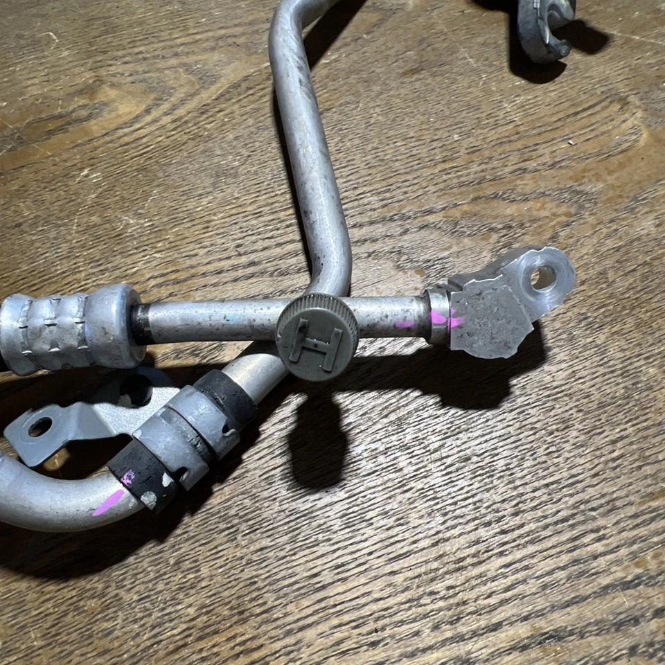 Par de tuberías de manguera de CA Scion FR-S Connect 2013-2016 OEM Foto 3 de 4