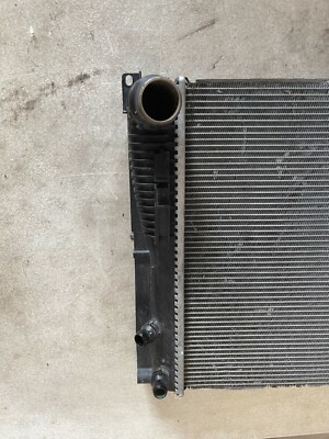 11-16 BMW F10 5-series 535i 528i Main Cooling Radiator OEM 