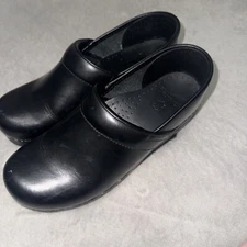Womens US 8.5-9 Dansko Clog Black Patent Leather Slip On Comfort Shoe EU39