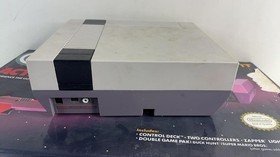 Consola Nintendo NES Sistema Juego de Acci&oacute;n Completo En Caja Buen Estado PROBADO Sin Juego