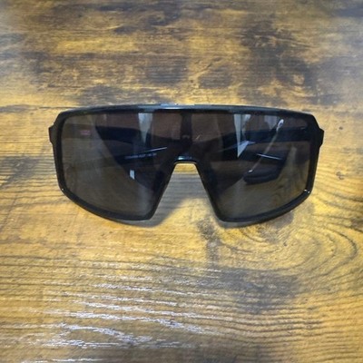 Oakley Sutro Black