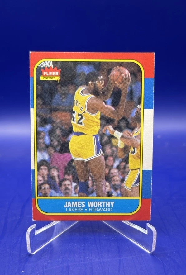 Fleer Basketball Original James Worthy Sports Trading Cards  display picture 1