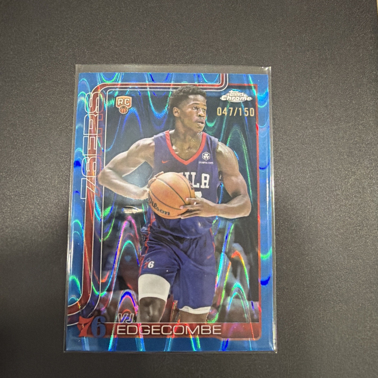 2025-26 Topps Chrome #253 VJ Edgecombe Blue Raywave RC Philadelphia 76ers /150